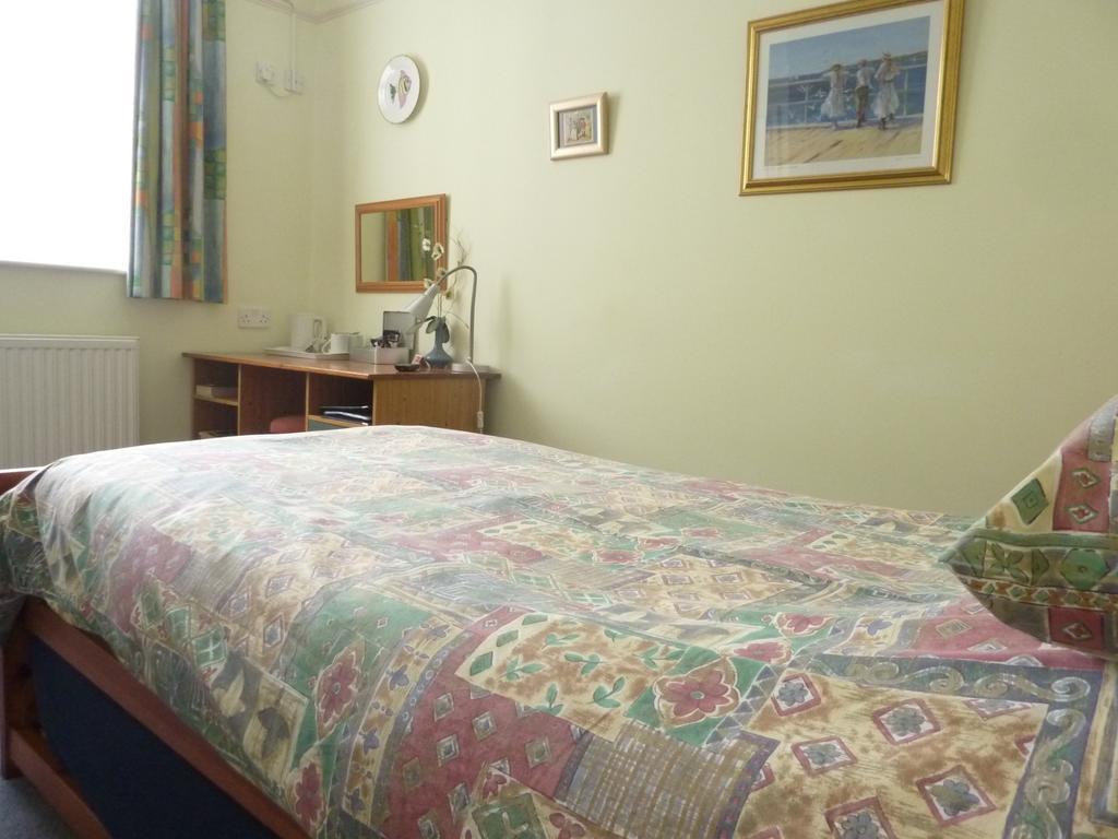 Bridge House B&B Cheltenham Extérieur photo